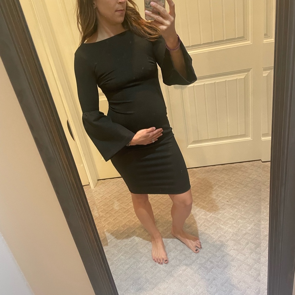 Darling maternity dress.  I actually wore it after baby too!